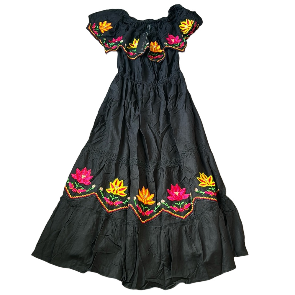 Me 2 Magic Black Floral Embroidered Off-Shoulder Boho Maxi Dress SIZE L NWT